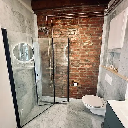 Cozy Townhouse Near Centrum